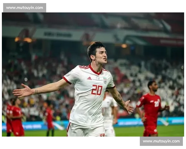 今夏足坛转会风云录豪门博弈与新星崛起全景解析深度观察与未来格局展望